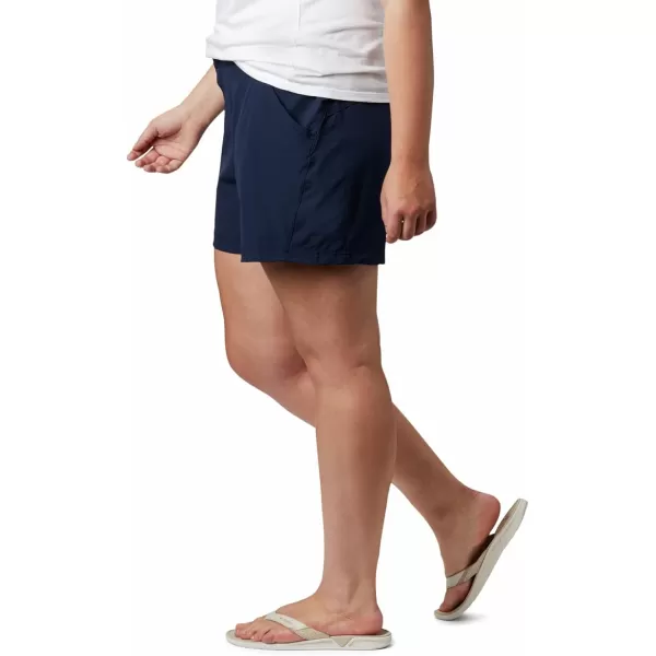 Columbia Womens Coral Point Iii ShortsCollegiate Navy