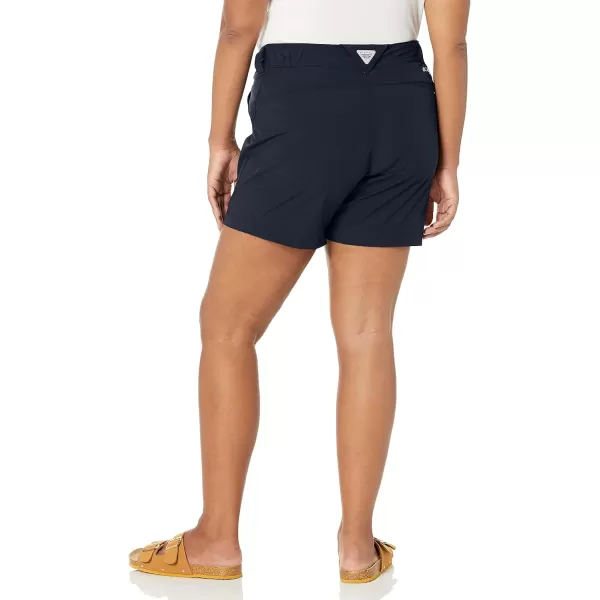 Columbia Womens Coral Point Iii ShortsCollegiate Navy