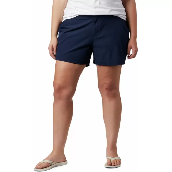 Columbia Womens Coral Point Iii ShortsCollegiate Navy