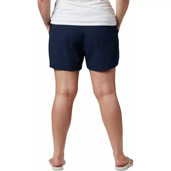 Columbia Womens Coral Point Iii ShortsCollegiate Navy