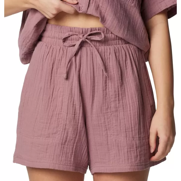 Columbia Womens Holly Hideaway Breezy ShortFig