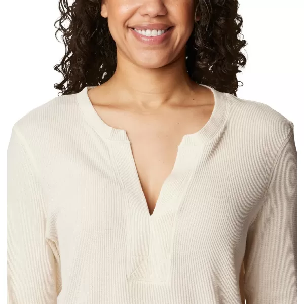 Columbia Womens Holly Hideaway Waffle Long SleeveChalk