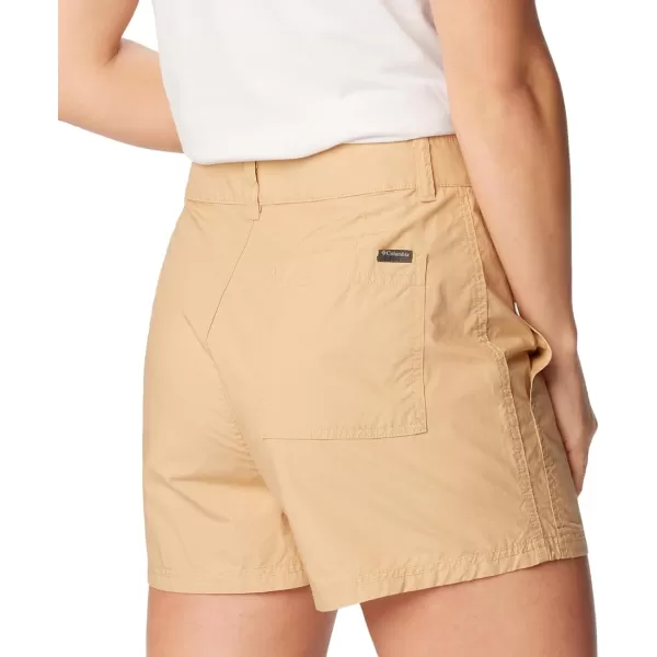 Columbia Womens Holly Hideaway Washed Out ShortCanoe