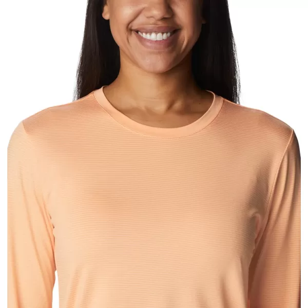 Columbia Womens Leslie Falls Long SleevePeach