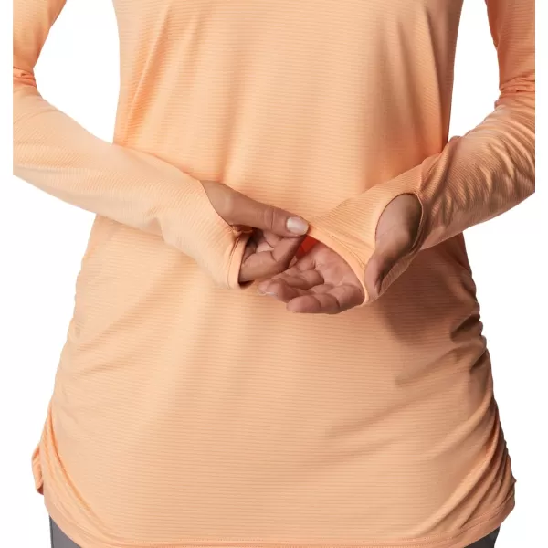 Columbia Womens Leslie Falls Long SleevePeach