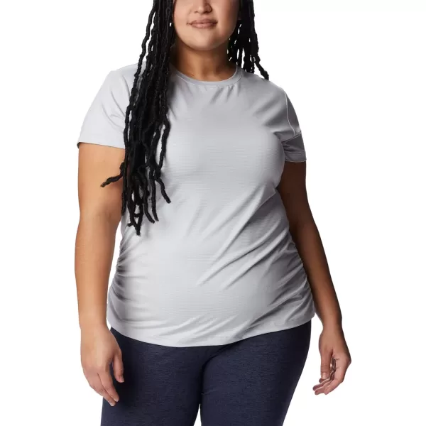 Columbia Womens Leslie Falls Short SleeveCirrus Grey