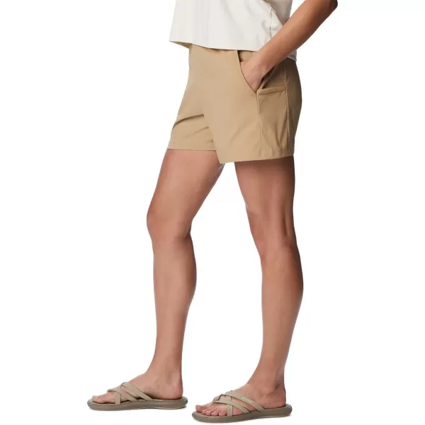 Columbia Womens Leslie Falls ShortBeach