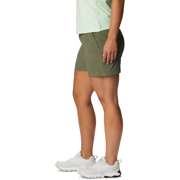 Columbia Womens Leslie Falls ShortStone Green