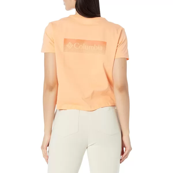 Columbia Womens North Cascades Cropped TeePeachFramed Halftone Logo Graphic