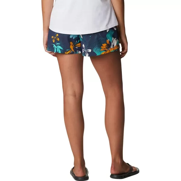 Columbia Womens Sandy River Ii Printed ShortNocturnal Daisy Party Multi