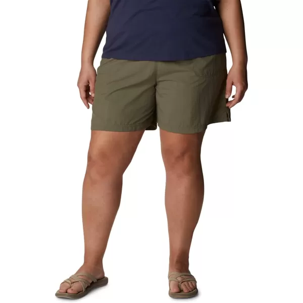 Columbia Womens Sandy River ShortStone Green