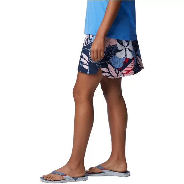 Columbia Womens Standard Tidal SkortCollegiate Navy Tropamix Fish