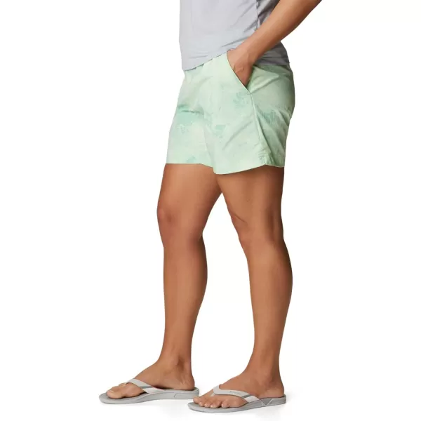 Columbia Womens Super Backcast Water ShortKelpFoamfloral Print