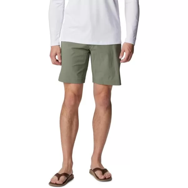 Columbia Mens Blood and Guts Stretch ShortCypress