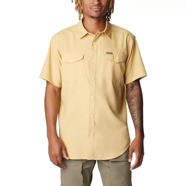 Columbia Mens Utilizer Ii Solid Short Sleeve ShirtLight Camel