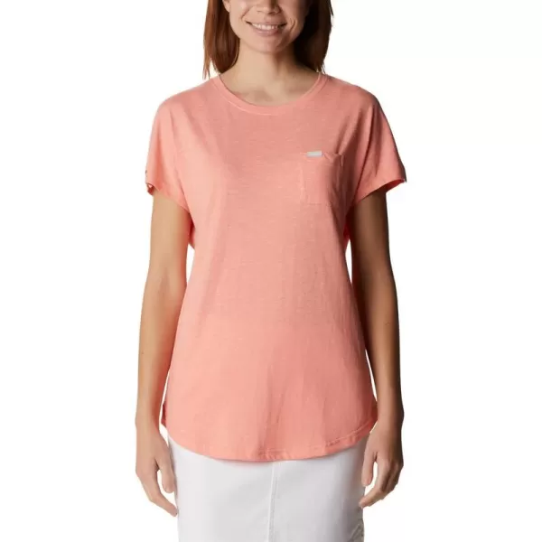 Columbia Womens Cades Cape TeeCoral Reef