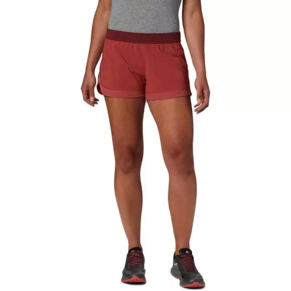 Columbia Womens Titan Ultra II ShortDusty Crimson