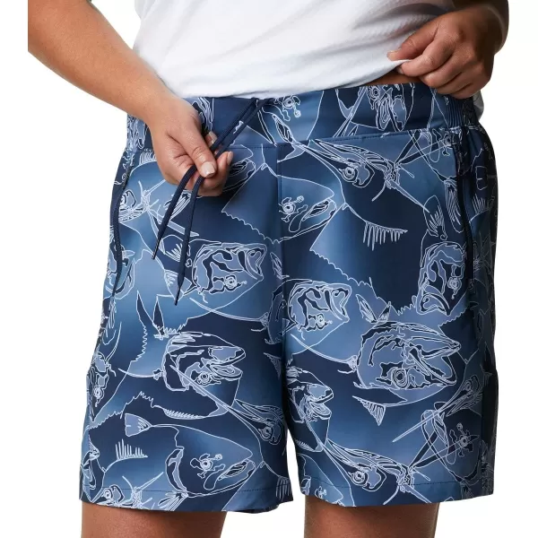 Columbia Womens Tidal Ii ShortCollegiate Navy Fish Frenzy Print