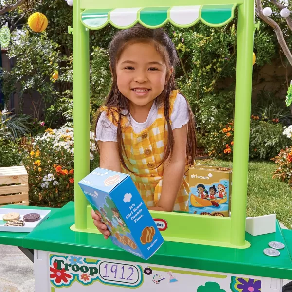 Little Tikes Girl Scout Cookie Booth with 19 Accessories Cookie Selling Pretend Play Toy for Indoor and Outdoor for Kids Ages 3 Years