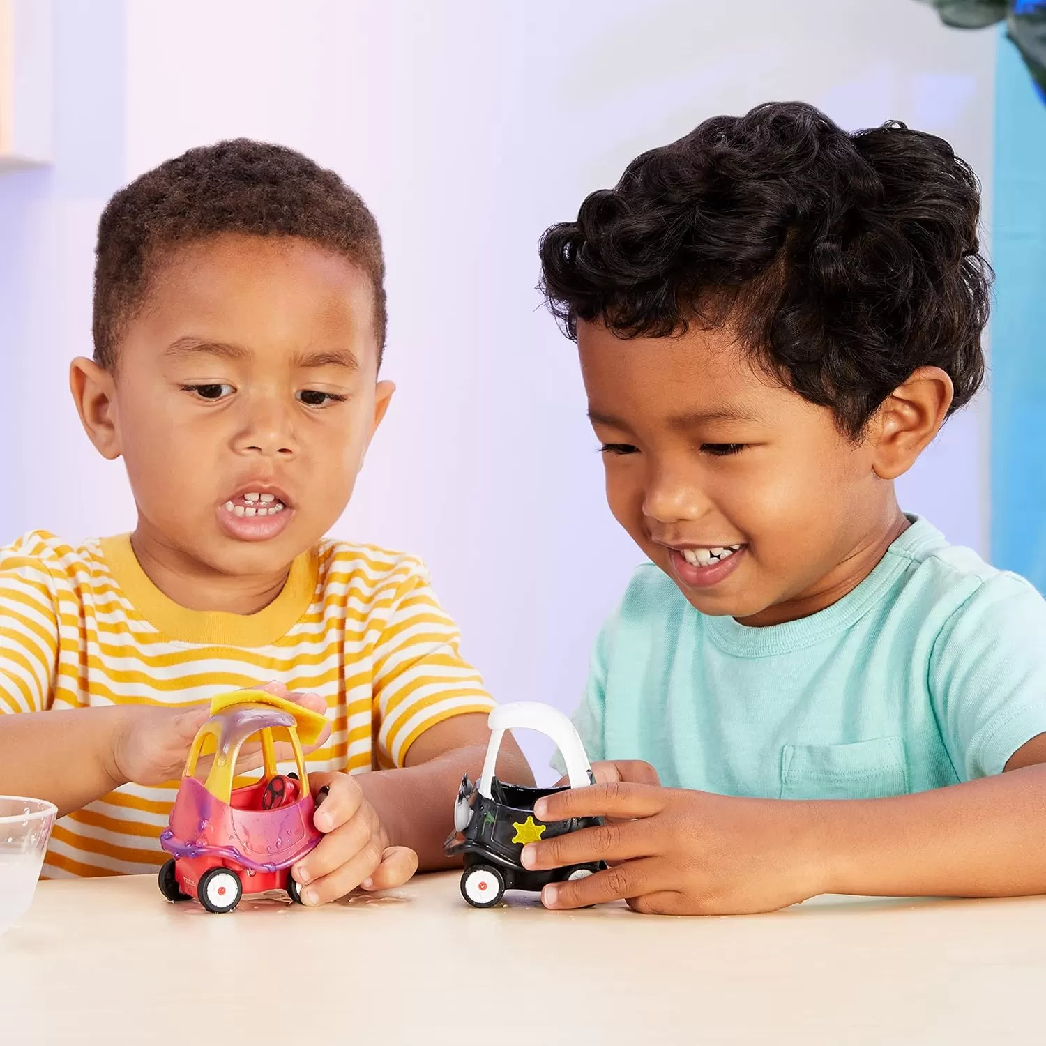 imageLittle Tikes Lets Go Cozy Coupe 2pk Mini Color Change Vehicles for Tabletop or Floor Push Play Car Fun and Color Change for Toddlers Boys Girls 3 Years RedRed