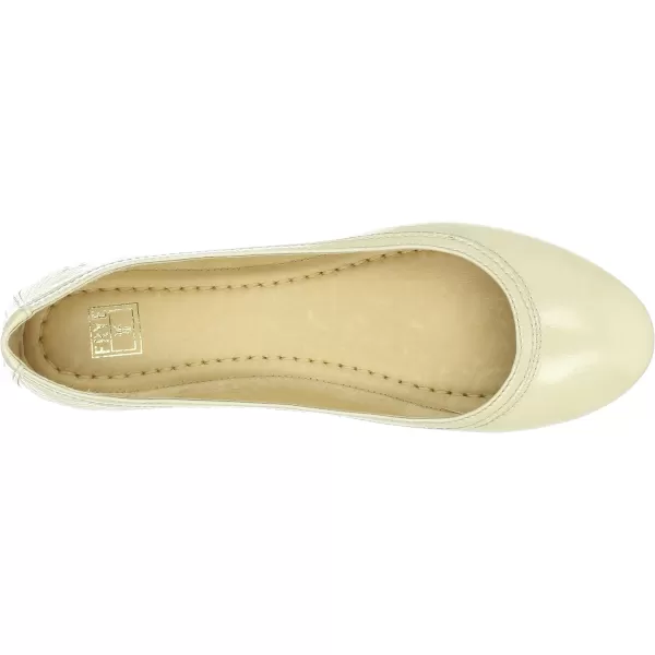 Frye Carson Ballet Flats for Women Featuring Premium Tumbled Leather with Leather Lining and Leather Outsole – 3/8" Heel