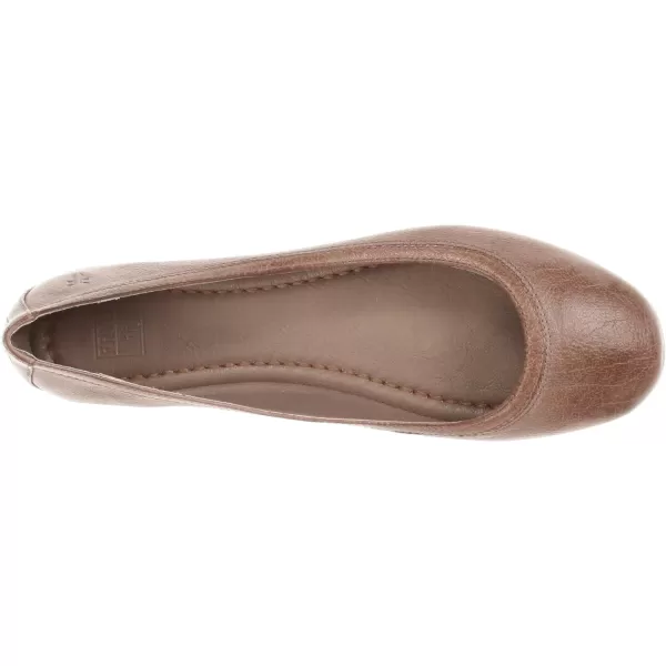 Frye Carson Ballet Flats for Women Featuring Premium Tumbled Leather with Leather Lining and Leather Outsole – 3/8" Heel