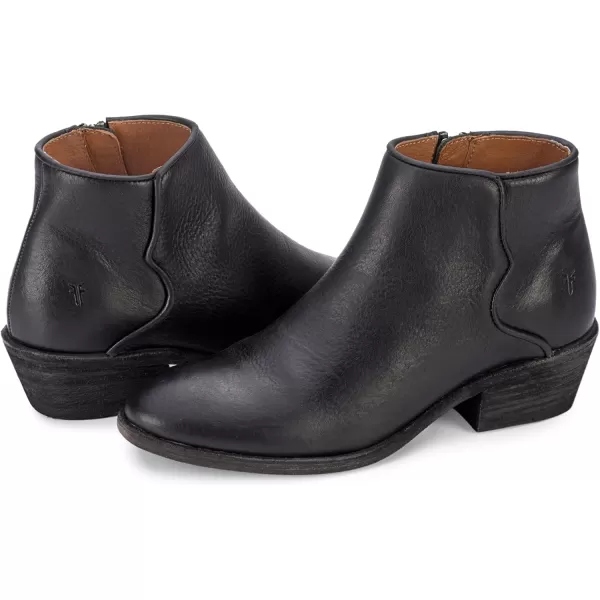 Frye Carson Piping Booties for Women Made from Soft Full-Grain Leather with Signature Western-Inspired Piping Detail and Supple Leather Lining – 4” Shaft Height)